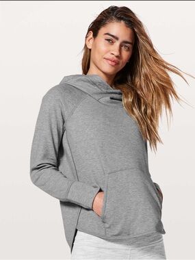 Lululemon Time Out Hoodie
Heathered Bleached Coral / Heathered Medium Grey 6